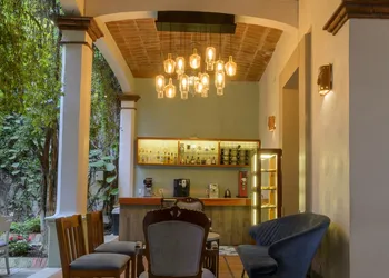 Casa Vertiz hotel thumbnail 4