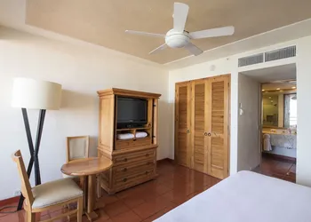 Club Regina Puerto Vallarta hotel thumbnail 3