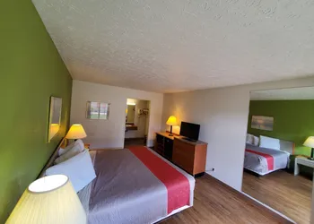 Knights Stay Inn Frankfort hotel thumbnail 3