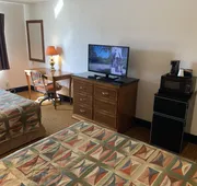 Brentwood Inn & Suites hotel detail image 5