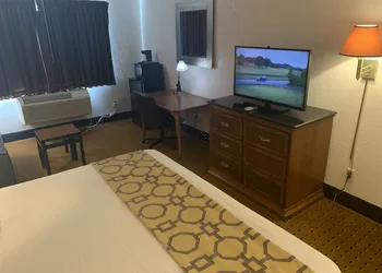 Brentwood Inn & Suites hotel thumbnail 7