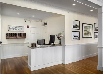 East Wind Inn on the Water hotel thumbnail 2