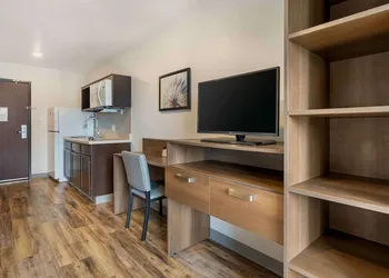 Extended Stay America Select Suites - Orlando - Airport hotel thumbnail 7