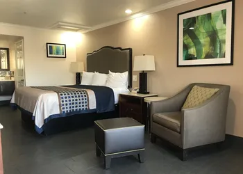 Economy Inn LAX hotel thumbnail 7