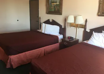 Derby Inn & Suites hotel thumbnail 4