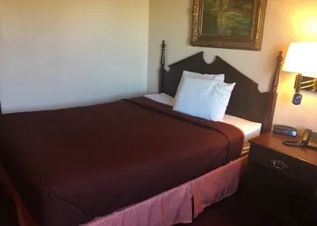 Derby Inn & Suites hotel thumbnail 7