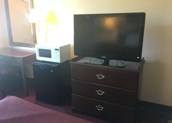 Derby Inn & Suites hotel thumbnail 8
