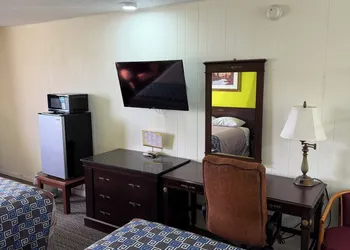 Gateway Inn hotel thumbnail 8