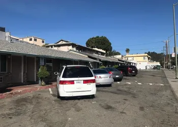 Commodore motel hotel thumbnail 4