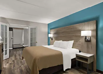 Quality Inn & Suites Vidalia hotel thumbnail 8