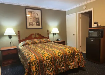 Western Village Inn hotel thumbnail 4