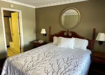 Western Village Inn hotel thumbnail 7