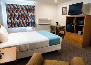 Guardian Inn hotel thumbnail 2