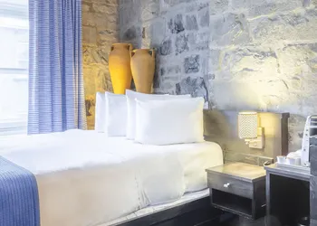 Hotel Louisbourg hotel thumbnail 2