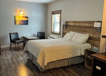 Augustus Jane Inn hotel thumbnail 7