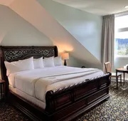 Woodstone Manor Inc. hotel detail image 7