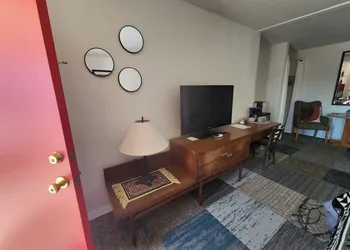 Southwest Motel hotel thumbnail 2