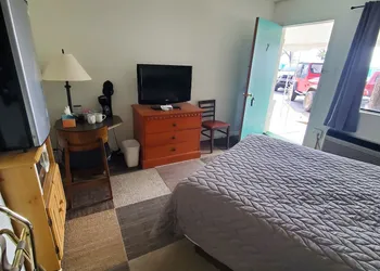 Southwest Motel hotel thumbnail 7