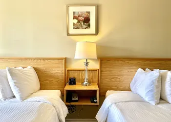 Twilight Country Motel hotel thumbnail 5