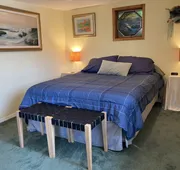 Cottage Lake Bed and Breakfast hotel detail image 3