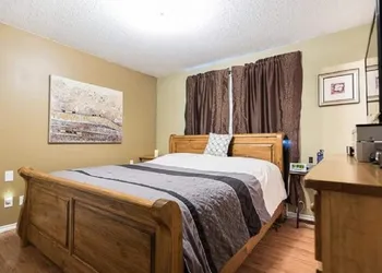 Wild North Bed & Rest hotel thumbnail 7