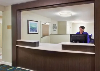 Sonesta Simply Suites Birmingham Hoover hotel thumbnail 2