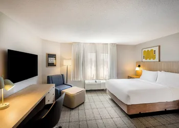 Sonesta Simply Suites Birmingham Hoover hotel thumbnail 5