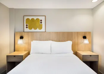 Sonesta Simply Suites Birmingham Hoover hotel thumbnail 7