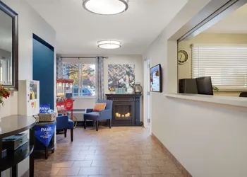 Sonesta Simply Suites Somerset hotel thumbnail 3