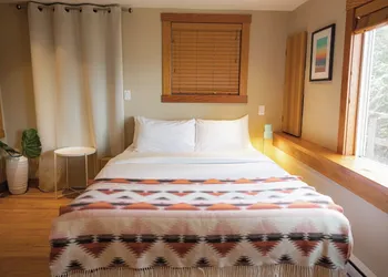The Shoreline Tofino hotel thumbnail 2