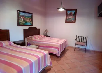 Hotel Plaza del Sol hotel thumbnail 5