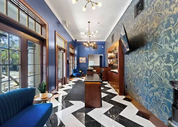 The Neon Elm Hotel hotel thumbnail 2
