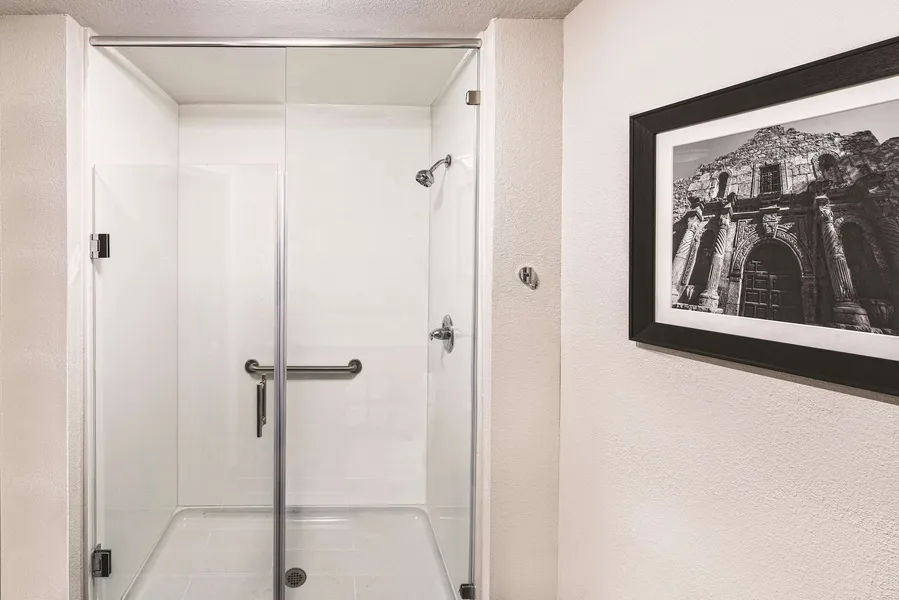 La Quinta by Wyndham San Antonio by Frost Bank Center hotel detail image 6