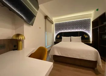 Holiday Inn Express Ciudad De Mexico Condesa by IHG hotel thumbnail 4