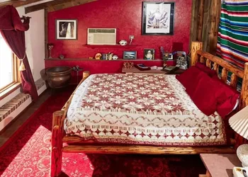 Devils Tower Lodge (Bed and Breakfast) hotel thumbnail 7