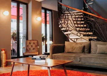 Hive Nápoles By G Hotels hotel thumbnail 2