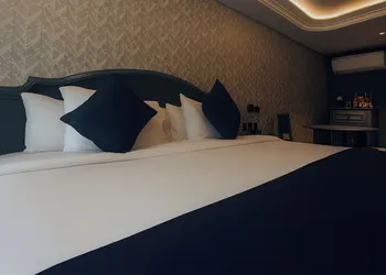 Hive Nápoles By G Hotels hotel thumbnail 5