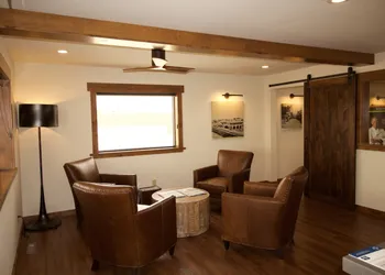 Boarders Inn & Suites by Cobblestone Hotels - Syracuse hotel thumbnail 3