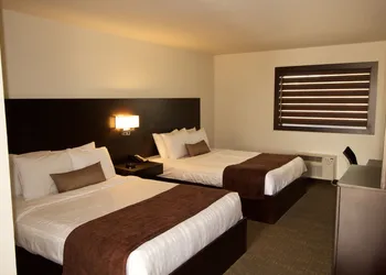 Boarders Inn & Suites by Cobblestone Hotels - Syracuse hotel thumbnail 4