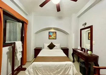Hotel Puebla Plaza hotel thumbnail 3