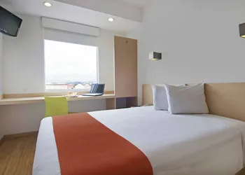 One Toluca Aeropuerto hotel thumbnail 8