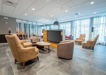Courtyard by Marriott Toledo West hotel thumbnail 3