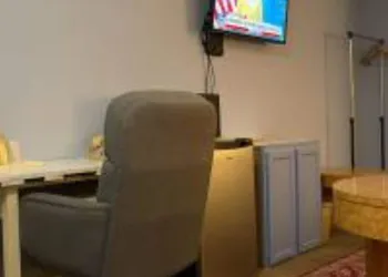 Lake Country Inn hotel thumbnail 6