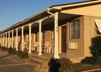 Outer Banks Motor Lodge hotel thumbnail 4