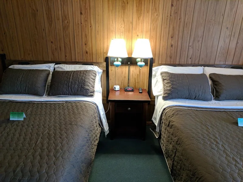 Lakeview Motel hotel detail image 2