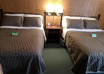 Lakeview Motel hotel thumbnail 8