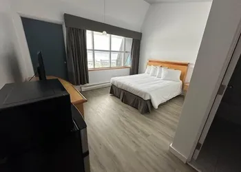 Fort Prevel hotel thumbnail 5