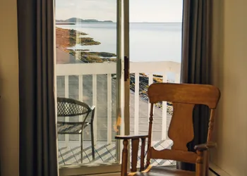 Auberge sur mer hotel thumbnail 7