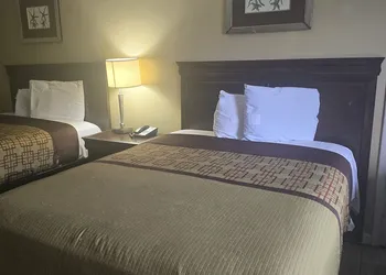 Ocean Waves Hotel hotel thumbnail 8