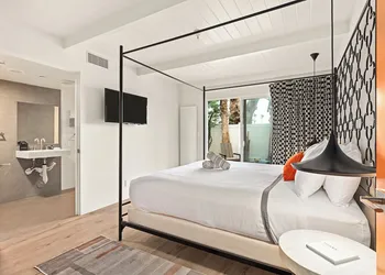 The Weekend by AvantStay hotel thumbnail 6
